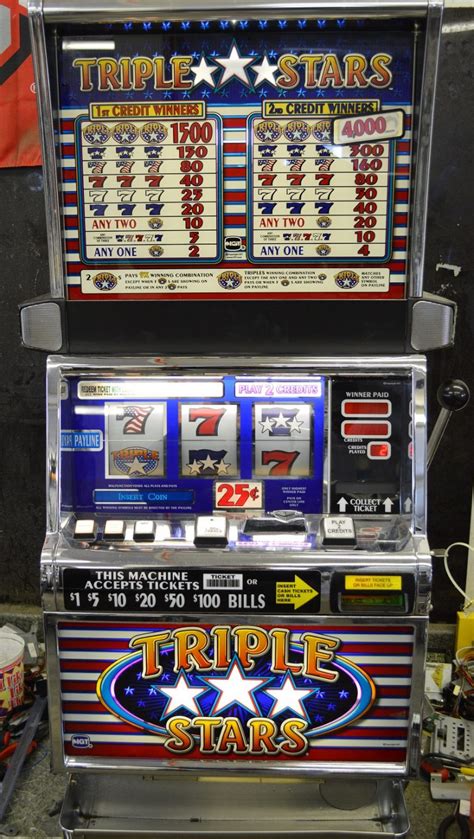 Triple star slot machine